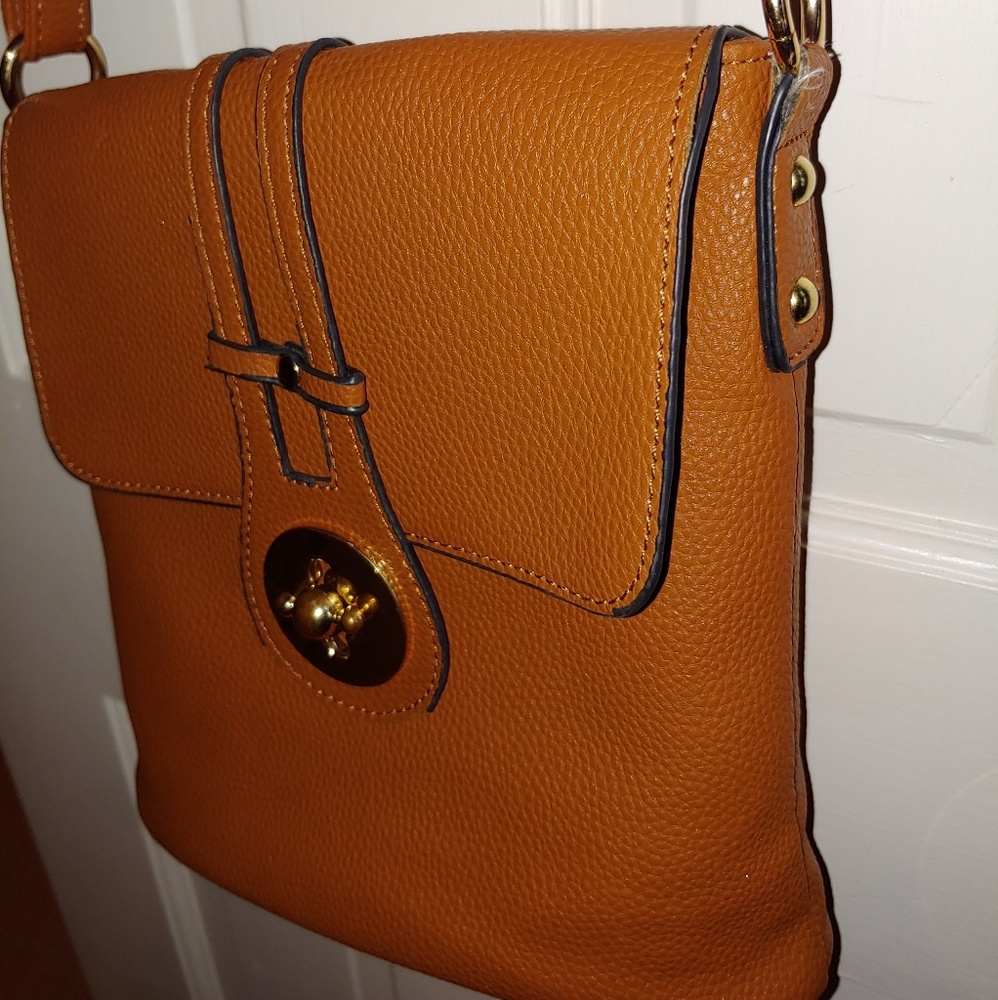 Purse - Picture 4 of 4
